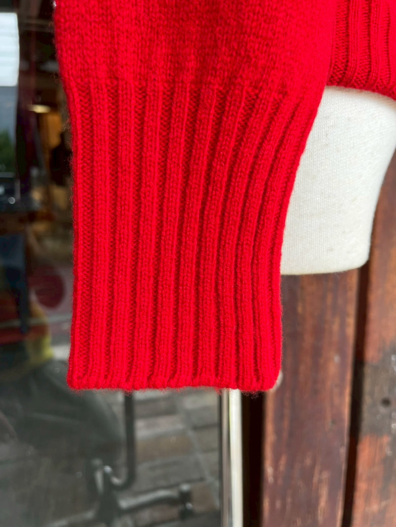 ドルモア　ラムウール　ミドルゲージ　クルーネックニット　RED