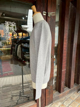 ドルモア　ラムウール　ミドルゲージ　クルーネックニット　ライトグレー